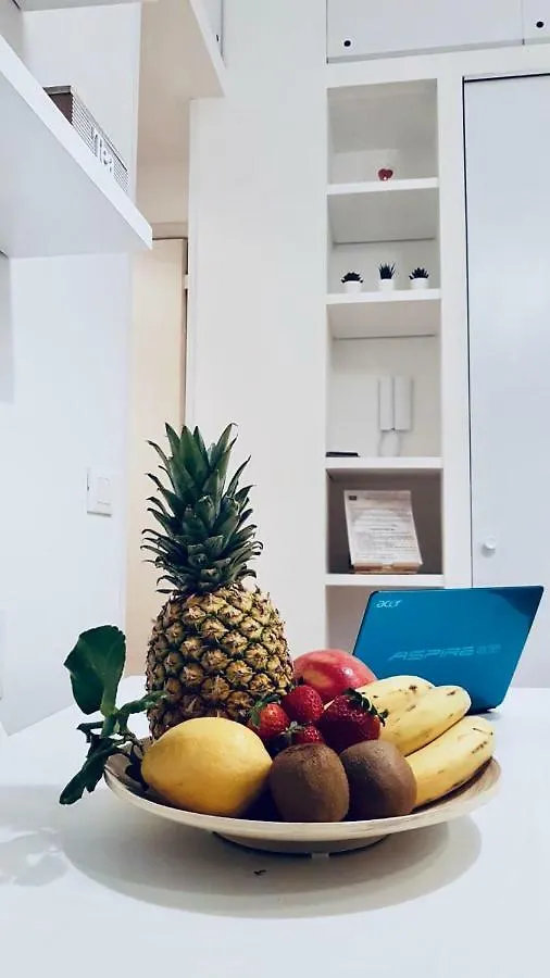 Florence Liberta Apartment With Balcony