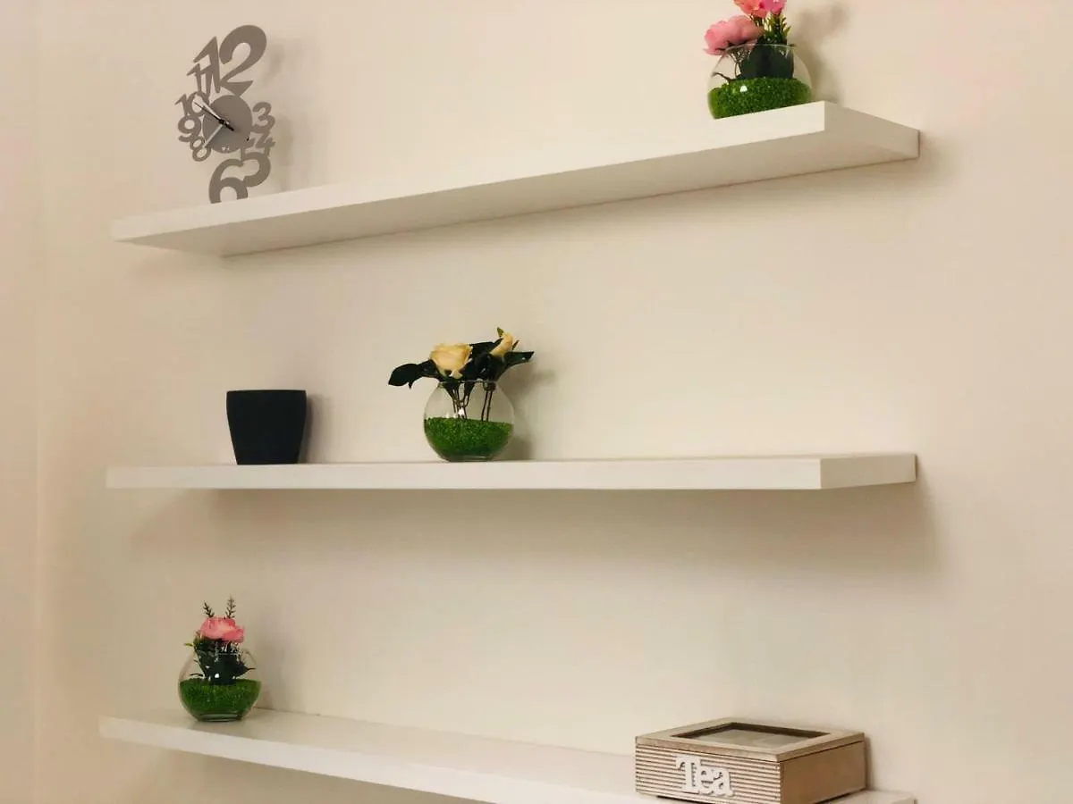 Florence Liberta Apartment With Balcony